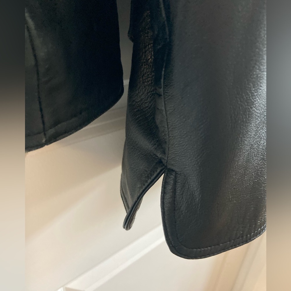 Classic Black Leather Jacket - image 7
